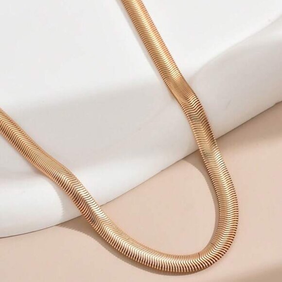 18K Gold Filled Herringbone Chain Necklace - Picture 3 of 3